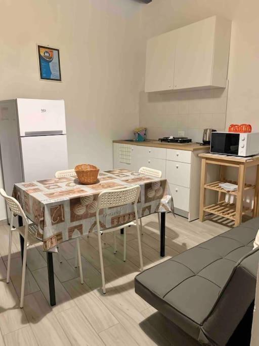 Romeo E Giulietta Apartment Trapani Bagian luar foto